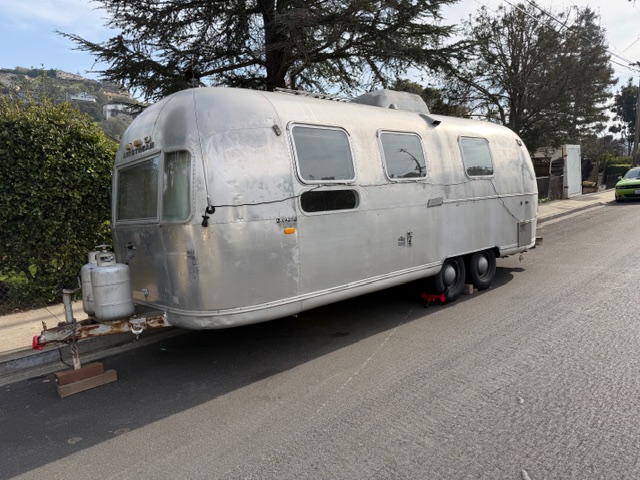 1972 Airstream Land Yacht — $10,000