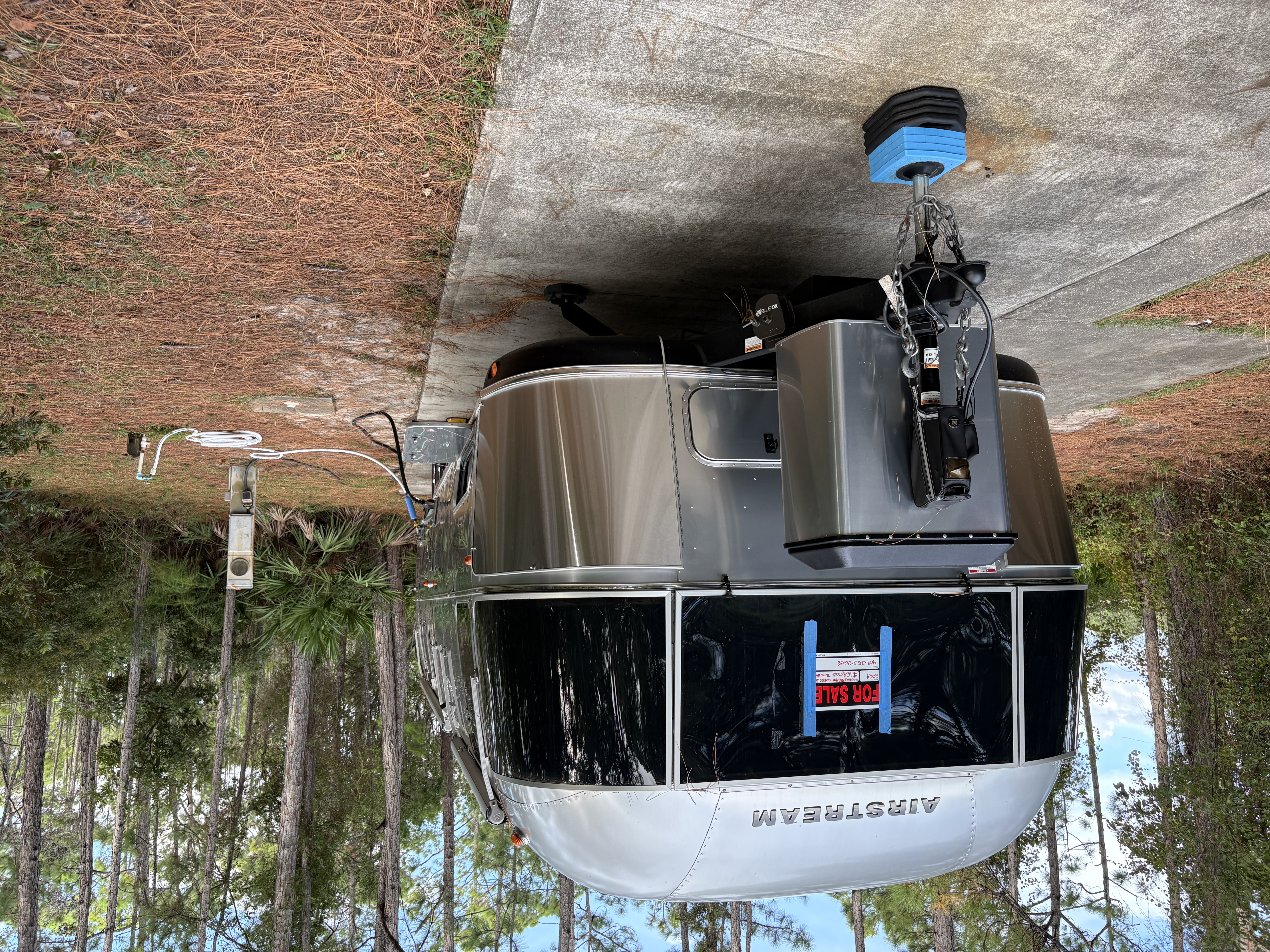 2024 Airstream Classic — $157,000