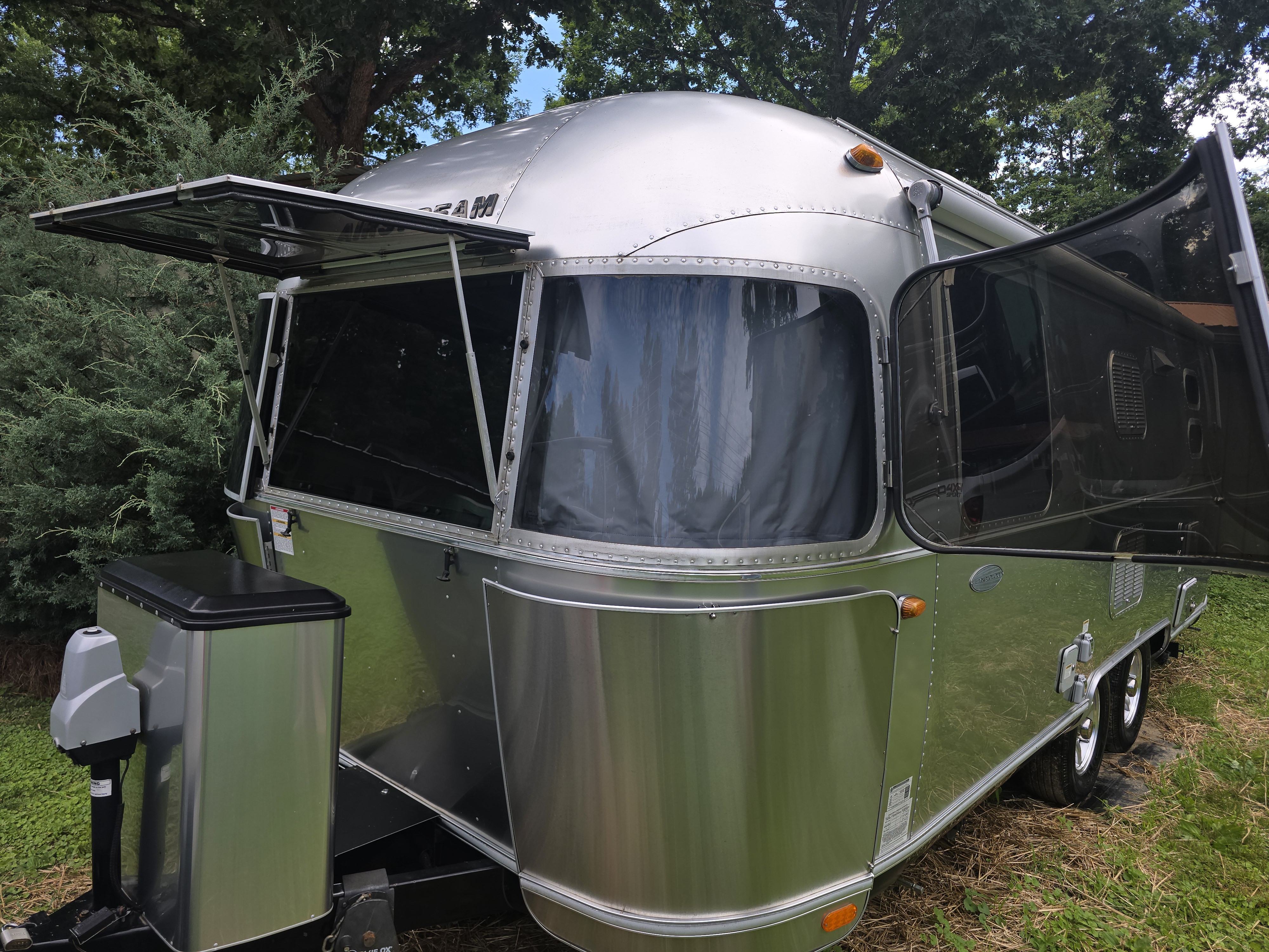 2017 Airstream Flying Cloud — $58,000