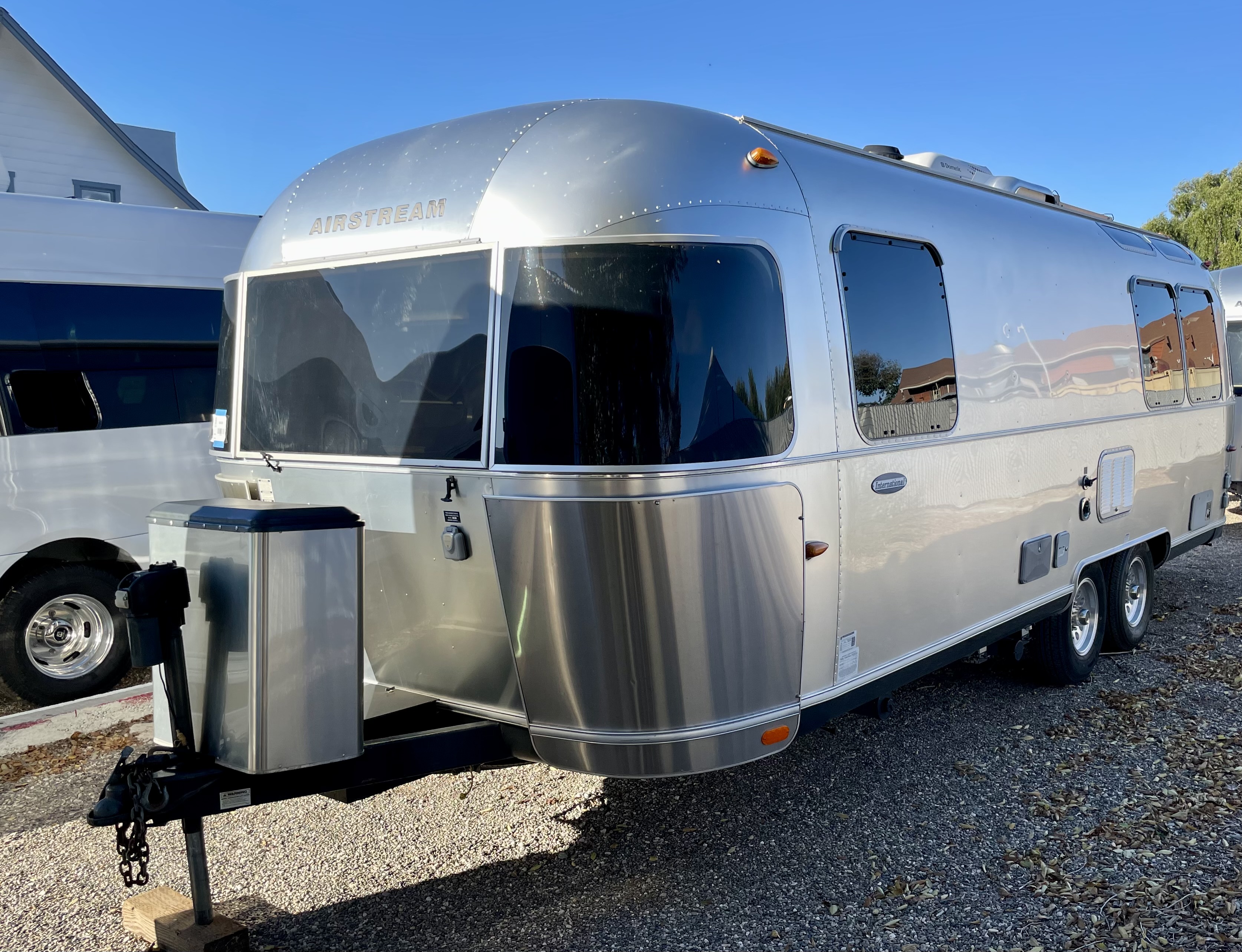 2013 Airstream International — $49,900