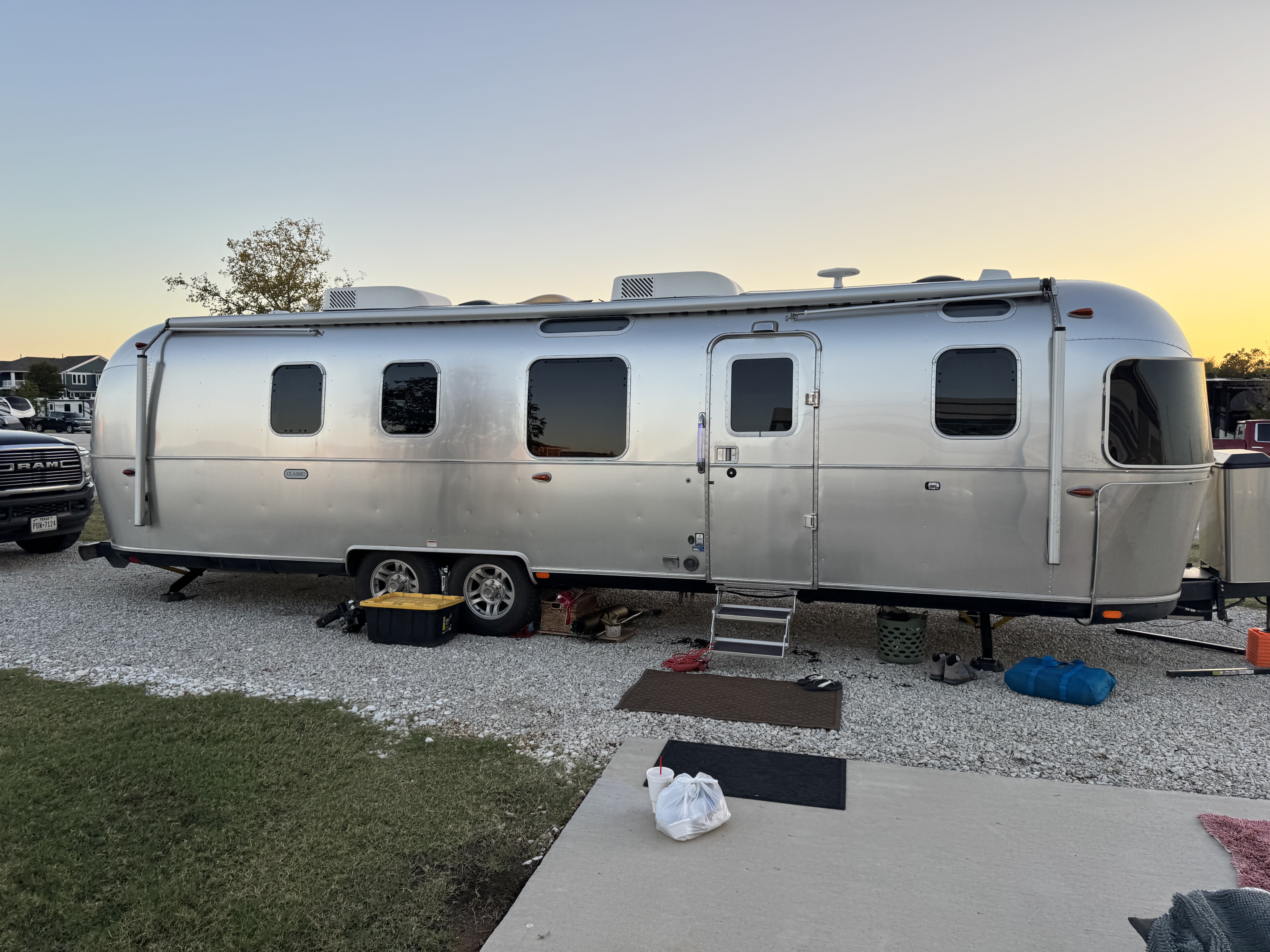 2023 Airstream Classic — $160,000