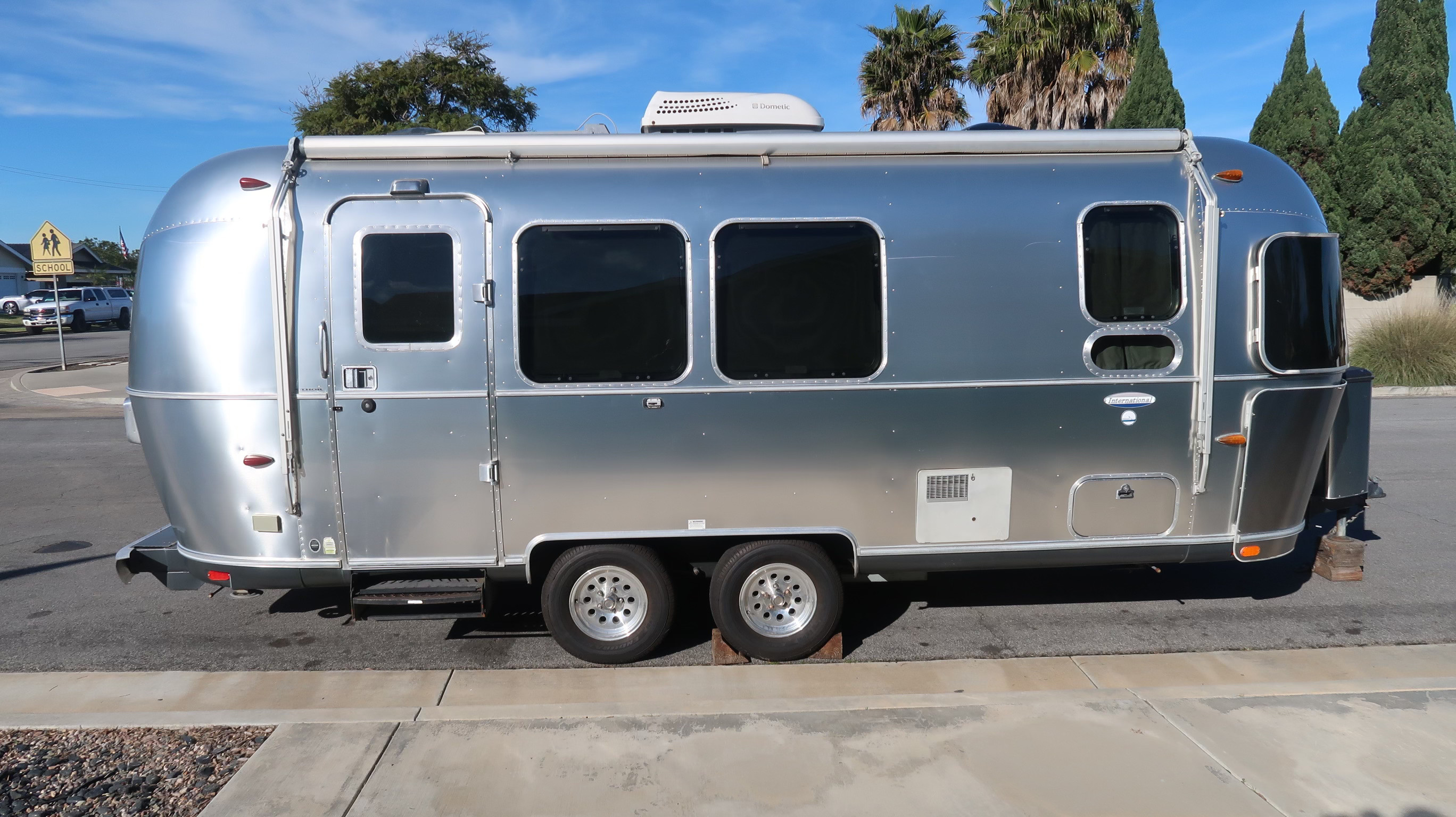 2014 Airstream International — $42,000
