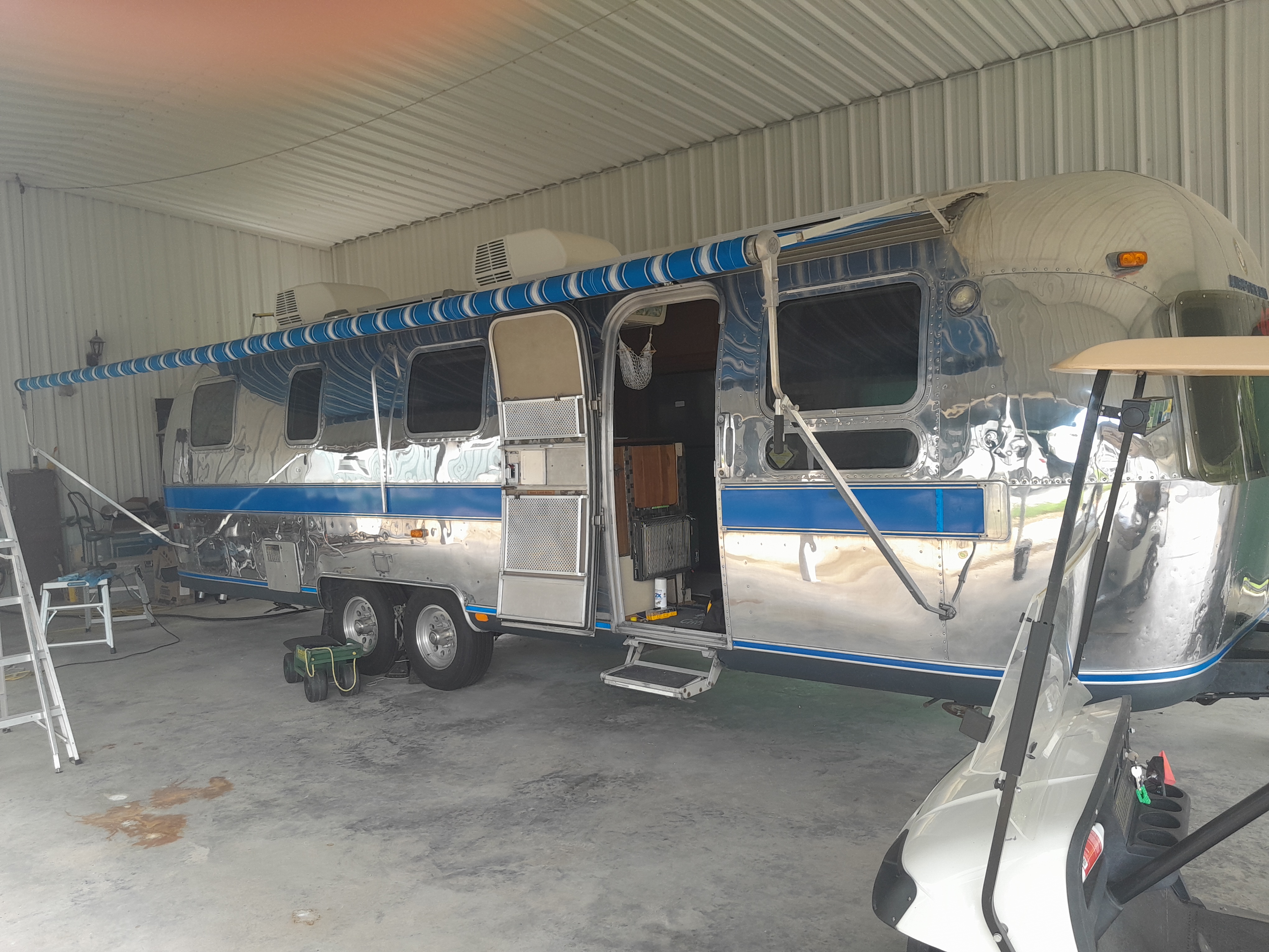 1982 Airstream Excella — $38,000