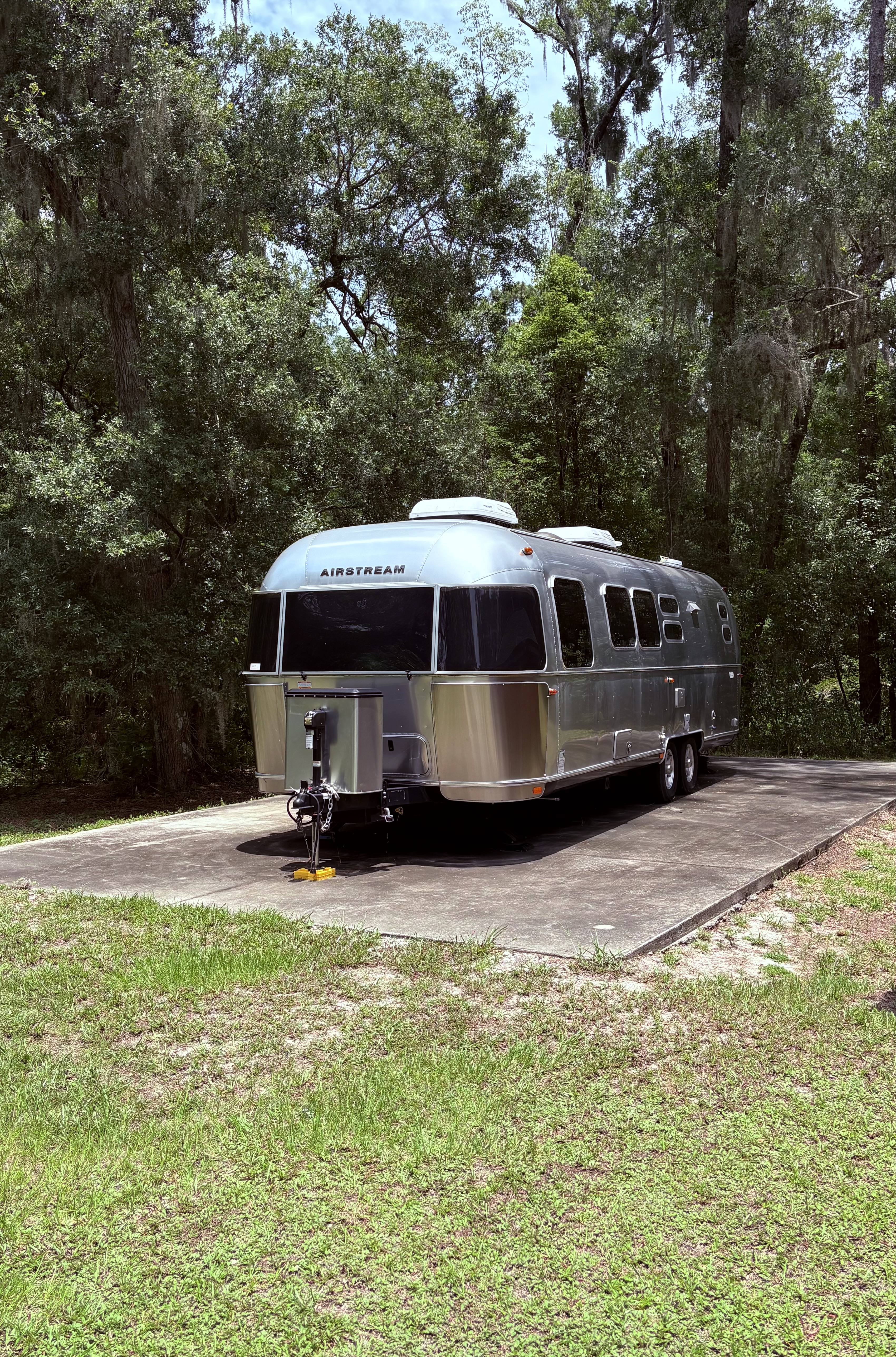2023 Airstream Flying Cloud — $85,000